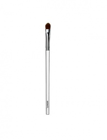 Slim, tapered design for spot application and even blending of concealer. Use pointed tip to camoflauge small imperfections. Flat side helps cover larger areas: undereye circles, blotchy, uneven patches of skin. Unique antibacterial technology. Slim, tapered design for spot application and even blending of concealer. Use pointed tip to camoflauge small imperfections. Flat side helps cover larger areas: undereye circles, blotchy, uneven patches of skin. Unique antibacterial technology.