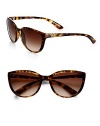 Feminine nylon frames with a metal logo on the temples. Available in black with gray gradient lens, light tortoise with brown gradient lens or nude with brown gradient lens. UV 400 lens Made in Italy