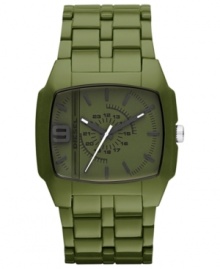 Change your look with the bold color covering this structured watch from Diesel. Change your look with the bold color covering this structured watch from Diesel.