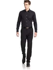 THE LOOKSlim fit silhouetteShirt collarFront button closure Long button cuff sleeves Shirttail hemBack yoke and seam detailsTHE MATERIALCottonCARE & ORIGINMachine washMade in Italy THE LOOKSlim fit silhouetteShirt collarFront button closure Long button cuff sleeves Shirttail hemBack yoke and seam detailsTHE MATERIALCottonCARE & ORIGINMachine washMade in Italy