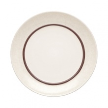 Lustrous, metallic glazes are coupled with a durable crackle effect to create a stunning and sturdy collection of dinnerware. For special occasions or everyday use, Lucia brings style to the table. Lustrous, metallic glazes are coupled with a durable crackle effect to create a stunning and sturdy collection of dinnerware. For special occasions or everyday use, Lucia brings style to the table.