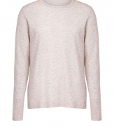 An essential basic in super soft cotton-cashmere, Majestics round neck tee is a must for your layered looks - Rounded neckline, long sleeves - Classic straight fit - Team with jeans and sneakers, or leather jackets and lace-up boots