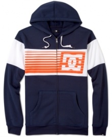 Whether you're riding the halfpipe or relaxing at home, this retro DC Shoes fleece hoodie makes for a cozy companion.