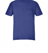 Better than your average basic, this stylish hand-dyed tee from Marc by Marc Jacobs will amp up your casual look - Crew neck, short sleeves, slim fit, side vents, slight high-low hem - Pair with straight leg jeans, chinos, or corduroys