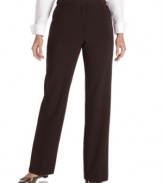 Boasting exceptional comfort and versatile style, JM Collection's Everyday Value petite pants are crafted in a relaxed stretch fabric.