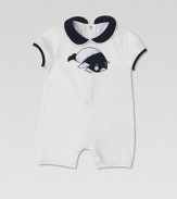An embroidered whale patch with GG print adds a splash of color to this cozy one-piece for baby.Peter Pan collar with silk pipingShort sleevesBack snapsBottom snaps92% cotton/8% elastaneHand washMade in Italy Please note: Number of snaps may vary depending on size ordered. 