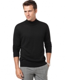 Smooth to the touch with sleeves that are ideal for rolling up, this Perry Ellis mock-neck sweater keeps you comfy all season long.