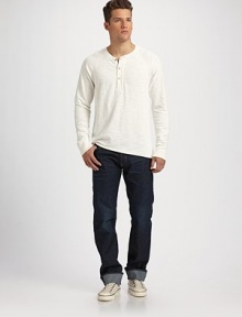Classic straight fit sits squarely on the hips with a regular rise.Five-pocket style Button fly Slight taper at hem Cotton Machine wash Made in USA Classic straight fit sits squarely on the hips with a regular rise.Five-pocket style Button fly Slight taper at hem Cotton Machine wash Made in USA