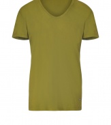 Stylish t-shirt in fine, pure olive cotton - Soft yet ultra-durable material - Wide v-neck and short sleeves - Relaxed silhouette is long and lean - A versatile basic ideal for layering or wearing solo - Wear beneath a pullover or blazer and pair with chinos, jeans, Bermudas or linen trousers