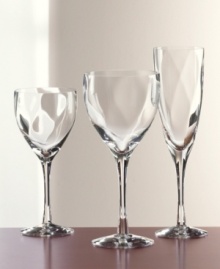 A classic shape with the modern, Nordic touch of Kosta Boda design. These crystal wine goblets are the perfect addition to a modern dining table. A classic shape with the modern, Nordic touch of Kosta Boda design. These crystal wine goblets are the perfect addition to a modern dining table.