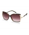 Balancing functionality and inspiration is at the heart of Calvin Klein's sunglass styles. It's no wonder the brand is one of the leading fashion design studios in the world.