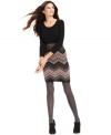 A whimsical zig-zag print livens up Spense's petite sweater dress while an A-line silhouette ensures a flattering fit!