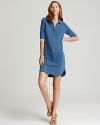 Boasting a relaxed fit in a timeless shirt silhouette, this half-sleeve Three Dots tunic dress achieves effortless ease.