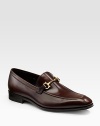 Elegant cuoio calfskin leather loafers with rose gold bit detail. Leather lining Rubber sole Made in Italy 