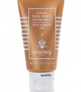 The pleasure of a golden tan without the damaging effects of exposure to the sun. Soleil sans Soleil colors skin with a natural-looking, golden, luminous tan. Provides a more gradual, even, long-lasting than. Sesame, jioh and corn oil extracts rovide hydration, softness and a feeling of comfort. For darker or tanned skin, to maintain a deeper glow. 2.7 oz. 