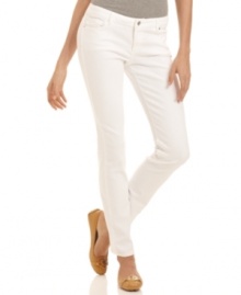 In summer's must-have wash, these white MICHAEL Michael Kors skinny jeans are perfectly paired with bright tops!