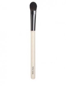 A gently tapered brush designed for quick and flawless application all over the lid. Made of synthetic hair. Made in USA. A gently tapered brush designed for quick and flawless application all over the lid. Made of synthetic hair. Made in USA.