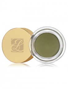 Stay-true color. 15-hour wear. Double Wear Stay-in-Place ShadowCreme delivers intense eye color that lasts and goes on fast. It's stay-true color at your fingertips with matte to demi-pearl finishes. Creamy formula goes on smoothly, blends easily. Seamless coverage won't crease or fade. Can be worn alone or layered under powder eyeshadow. For all skintypes and ideal for mature skin as it minimizes pulling and tugging of the delicate eyelid. Stay-true color. 15-hour wear. Double Wear Stay-in-Place ShadowCreme delivers intense eye color that lasts and goes on fast. It's stay-true color at your fingertips with matte to demi-pearl finishes. Creamy formula goes on smoothly, blends easily. Seamless coverage won't crease or fade. Can be worn alone or layered under powder eyeshadow. For all skintypes and ideal for mature skin as it minimizes pulling and tugging of the delicate eyelid.