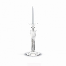 More than two hundred years after Baccarat was founded, the Baccarat tradition of glassmaking proudly lives on with designers whose modern style also acknowledges Baccarat's extraordinary legacy. More than two hundred years after Baccarat was founded, the Baccarat tradition of glassmaking proudly lives on with designers whose modern style also acknowledges Baccarat's extraordinary legacy.