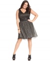 Jessica Simpson's latest plus size dress is just right for this season's celebrations, with a fun-loving silhouette and plenty of metallic flecks for shine.