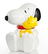 Save room for Snoopy and Woodstock! A cookie jar shaped like the adorable duo is a treat for Peanuts collectors and comical addition to any kitchen counter.