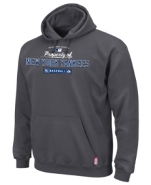 Start the wave! Get the excitement of baseball season rolling with this MLB New York Yankees hoodie from Majestic. Start the wave! Get the excitement of baseball season rolling with this MLB New York Yankees hoodie from Majestic.