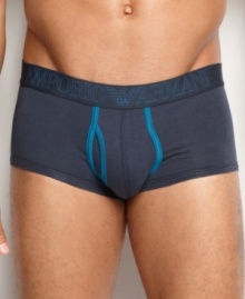 Fashion trunks in fashion colors, complete with all the detailing you'd expect from Emporio Armani. Such as a subtle signature logo waistband, seam binding in a contrast color keyed to waistband, and-last but not least-a wonderfully soft and stretchy cotton/elastane fabric. Fashion trunks in fashion colors, complete with all the detailing you'd expect from Emporio Armani. Such as a subtle signature logo waistband, seam binding in a contrast color keyed to waistband, and-last but not least-a wonderfully soft and stretchy cotton/elastane fabric.