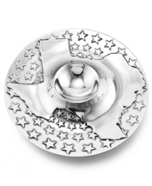 The pride of Texas. This chip and dip is Texan through and through with the Lone Star State and simple bowl in ultra-durable Wilton Armetale metal. Toss it on the grill or in the oven to get snacks piping hot. The pride of Texas. This chip and dip is Texan through and through with the Lone Star State and simple bowl in ultra-durable Wilton Armetale metal. Toss it on the grill or in the oven to get snacks piping hot.