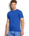 Look good in and out of bed in this crew neck t-shirt by Polo Ralph Lauren.
