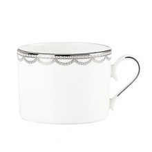 Elegant and traditional, this fine china, featuring graceful platinum scalloping, calls to mind the perfectly iced wedding cake. Elegant and traditional, this fine china, featuring graceful platinum scalloping, calls to mind the perfectly iced wedding cake.