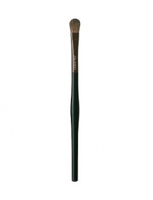 Firm yet soft. The rounded end is excellent for creating gradations of color. Especially suited for blending shadow over the entire lid.Call Saks Fifth Avenue New York, (212) 753-4000 x2154, or Beverly Hills, (310) 275-4211 x5492, for a complimentary Beauty Consultation. ASK SHISEIDOFAQ Firm yet soft. The rounded end is excellent for creating gradations of color. Especially suited for blending shadow over the entire lid.Call Saks Fifth Avenue New York, (212) 753-4000 x2154, or Beverly Hills, (310) 275-4211 x5492, for a complimentary Beauty Consultation. ASK SHISEIDOFAQ