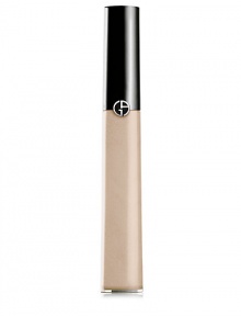 More than a mere gloss. Concentrated high-definition color, fusing shine, comfort and lasting hold. Inspired by icons of the cinema. Giorgio Armani re-introduces glamor with Gloss d'Armani. Gloss d'Armani's flexible velvet applicator adds volume and contours instantly and effortlessly with an expert touch.Color-Fil Shine technology, with a translucent base that traps pigments and pearlescent particles for a hydrated, silky smooth feeling without any stickiness. More than a mere gloss. Concentrated high-definition color, fusing shine, comfort and lasting hold. Inspired by icons of the cinema. Giorgio Armani re-introduces glamor with Gloss d'Armani. Gloss d'Armani's flexible velvet applicator adds volume and contours instantly and effortlessly with an expert touch.Color-Fil Shine technology, with a translucent base that traps pigments and pearlescent particles for a hydrated, silky smooth feeling without any stickiness.