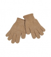 Stylish gloves made ​.​.from a fine wool blend - In an elegant camel - The material is wonderfully soft and comfortable on the skin - New, slightly shorter length to the wrist - Protection from the cold AND a styling accessory - An indispensable basic for your wardrobe - Fits all jackets and coats - Brilliant also as a gift