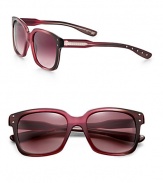 50's-inspired cat's-eye acetate frames will flatter any face shape. Available in burgundy with brown gradient lens.Plastic logo temples100% UV protectionMade in Italy
