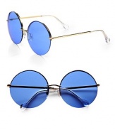 A groovy, bohemian style in shiny, goldtone metal with interchangeable colored lens to fit your mood. Includes pink mono, blue mono and brown gradient lens.Metal templesUV400 protectionImported