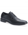 Intricate tonal stitching adds sleek style to these stealthy bike toe men's dress shoes from Kenneth Cole Reaction.