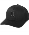 Style that shreds. This cap from Hurley takes your surf 'n skate style on the road.