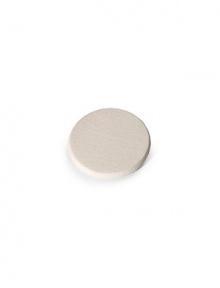 Chantecaille's signature sponge for Real Skin, Real Skin SPF, and Compact Makeup for flawless application. Chantecaille's signature sponge for Real Skin, Real Skin SPF, and Compact Makeup for flawless application.