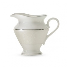Like icing on a wedding cake, the Ballet Icing Collection elicits both awe and admiration as it captures the graceful elements and sweeping orchestrations of dance. The delicate piping of the pattern evokes the craft of a master cake decorator forming circular spirals in white on our newest fine bone china patterns. Like icing on a wedding cake, the Ballet Icing Collection elicits both awe and admiration as it captures the graceful elements and sweeping orchestrations of dance. The delicate piping of the pattern evokes the craft of a master cake decorator forming circular spirals in white on our newest fine bone china patterns.