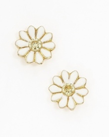 14 kt. yellow gold-plated brass. Gift box. White enamel daisy stud earrings with yellow crystal centers. For pierced ears. Gift box. 14 kt. yellow gold-plated brass. Gift box. White enamel daisy stud earrings with yellow crystal centers. For pierced ears. Gift box.