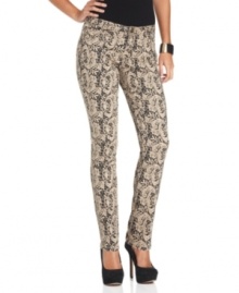 These petite skinnies from Earl Jeans feature an on-trend lace print with a hint of stretch for a fabulous fit. These petite skinnies from Earl Jeans feature an on-trend lace print with a hint of stretch for a fabulous fit.