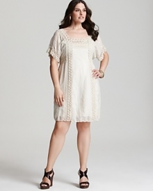 Lush lace trims the relaxed silhouette of this Johnny Was dress, imparting a vintage feel to your look. Lush lace trims the relaxed silhouette of this Johnny Was dress, imparting a vintage feel to your look.