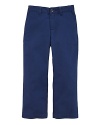 The quintessential chino pant rendered in lightweight cotton twill and constructed with a straight leg for classic style.