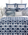 This Vera Wang king duvet cover features a button closure, knife edge details and tie-dye print that brings abstract dimensions to your bedroom.