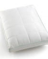 Ideal for side sleepers, the Quilted Foam Gusset pillow from Martha Stewart Collection provides raised support and shapes itself to your body contour so you sleep better with less tossing and turning during the night.