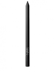 Rich, creamy color that glides on smoothly with a completely budge-proof finish. Incomparable 12-hour wear with no smearing and no caking. Deeply dramatic shades named for the most iconic streets in the world. Long-wearing Achieves rich, intense color Includes built-in sharpener Rich, creamy color that glides on smoothly with a completely budge-proof finish. Incomparable 12-hour wear with no smearing and no caking. Deeply dramatic shades named for the most iconic streets in the world. Long-wearing Achieves rich, intense color Includes built-in sharpener
