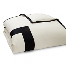 A luxurious combination of silk and linen woven into a fine herringbone pattern, with duvets and shams featuring a classic, hemstitched silk charmeuse border. A luxurious combination of silk and linen woven into a fine herringbone pattern, with duvets and shams featuring a classic, hemstitched silk charmeuse border.