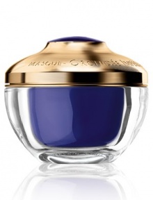 This age-defying mask offers women a skincare treatment with visible results and enjoyable, sensorial application experience. Instantly revives the skin's vitality so that it appears relit from within. With continued use, the mask provides firmer, more toned skin that is nourished and hydrated so that signs of fatigue no longer show in the complexion. This age-defying mask offers women a skincare treatment with visible results and enjoyable, sensorial application experience. Instantly revives the skin's vitality so that it appears relit from within. With continued use, the mask provides firmer, more toned skin that is nourished and hydrated so that signs of fatigue no longer show in the complexion.