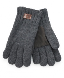 Infuse some warm texture in you look with these fleece-lined wool-blend gloves from Timberland, finished with suede patches at the palms. Infuse some warm texture in you look with these fleece-lined wool-blend gloves from Timberland, finished with suede patches at the palms.
