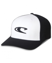 The elusive perfect wave meets top-to-toes style. This O'Neill cap finishes off your look the right way. The elusive perfect wave meets top-to-toes style. This O'Neill cap finishes off your look the right way.